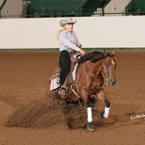 Meet your Posher, Amanda - Picture 1 of 1